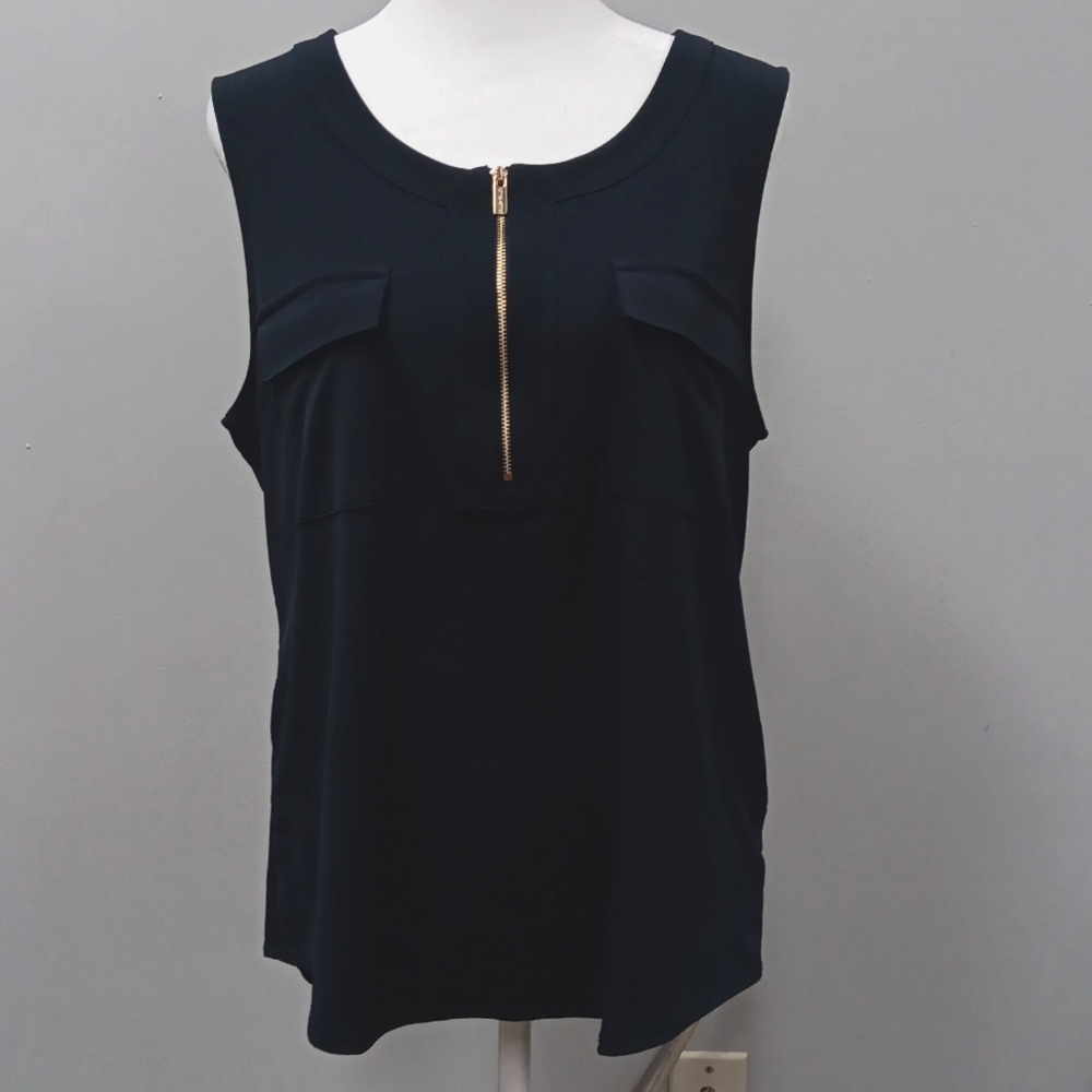 Sleeveless blouse